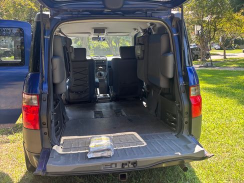 Used 2004 Honda Element EX image 8