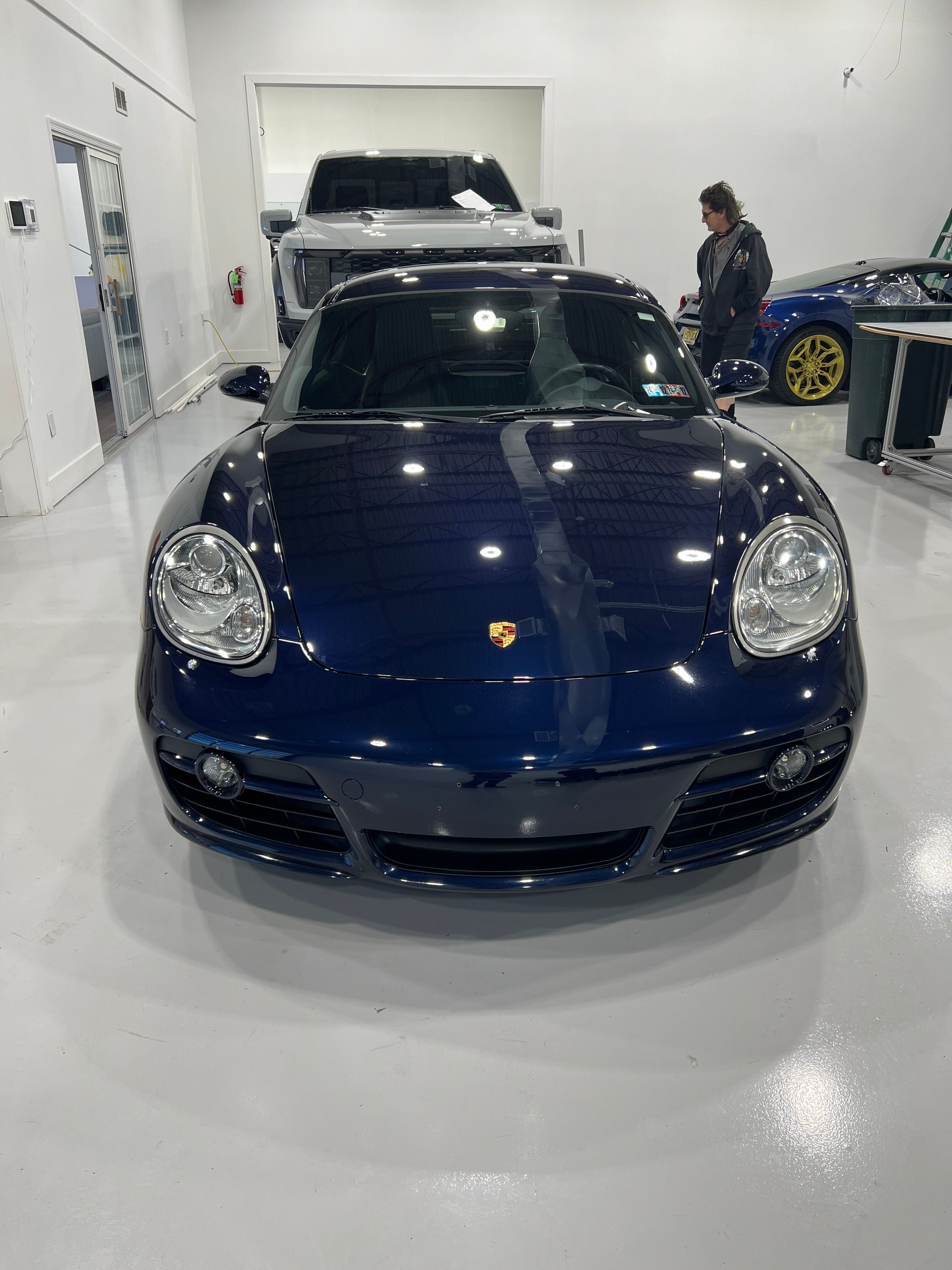 Used 2008 Porsche Cayman S Sport RWD image 2
