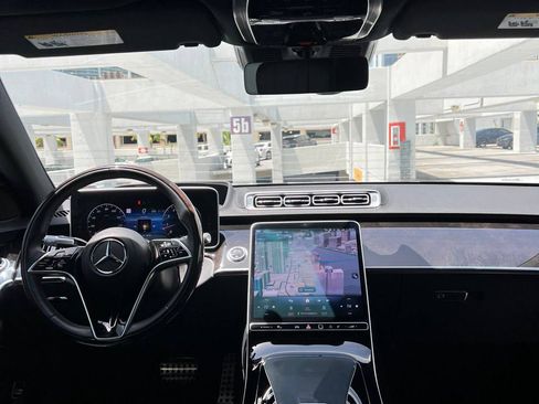 Used 2022 Mercedes-Benz S 500 S 500 4MATIC Sedan 4D image 10