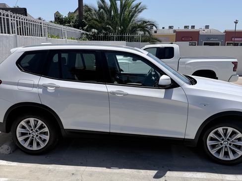 Used 2017 BMW X3 sDrive28i RWD image 6