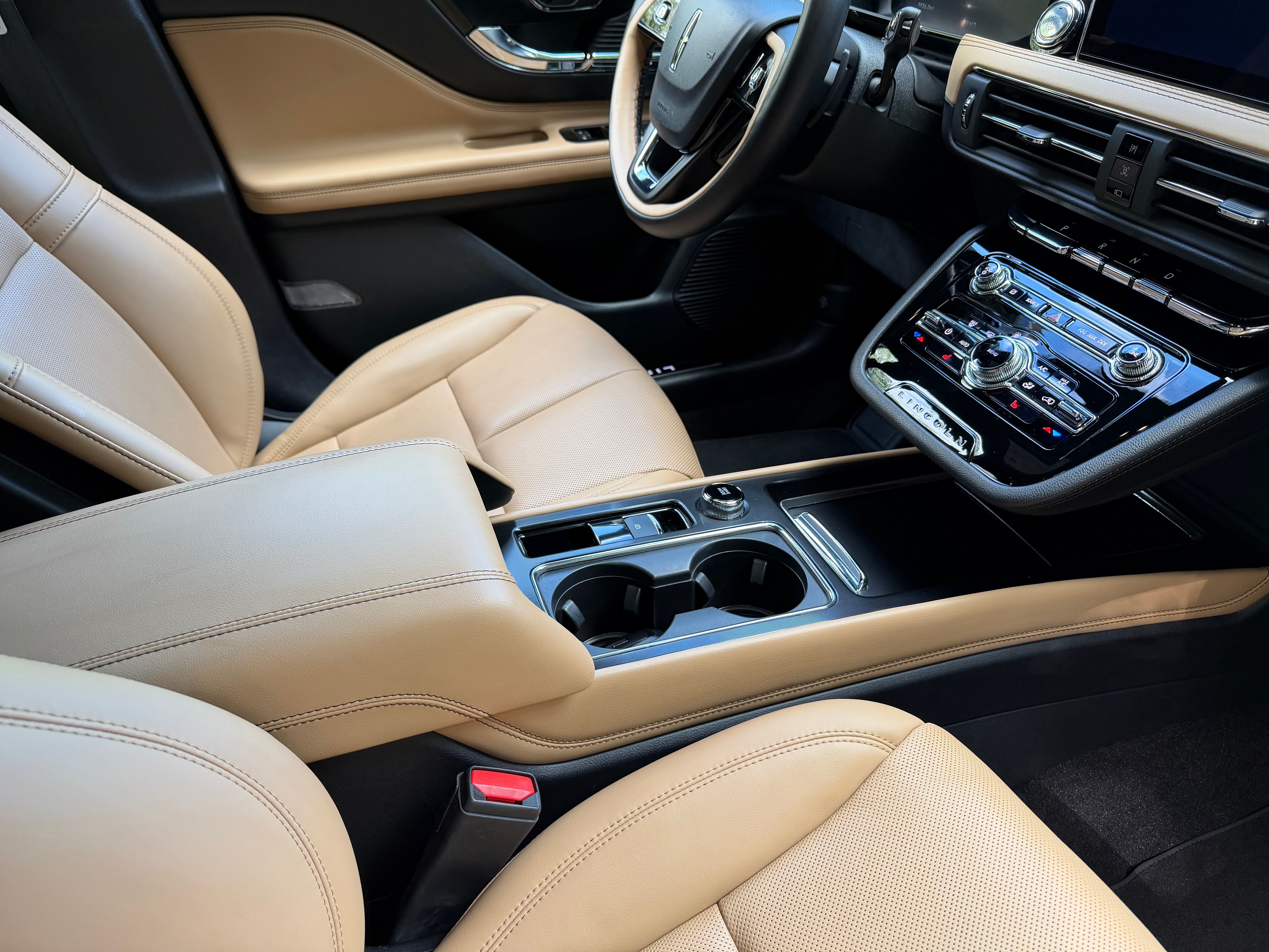 Used 2022 Lincoln Corsair Grand Touring AWD/4WD image 6
