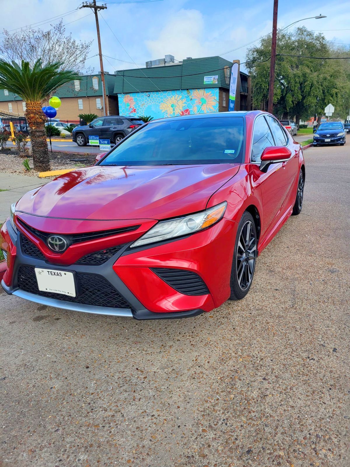 Used 2019 Toyota Camry XSE FWD image 8
