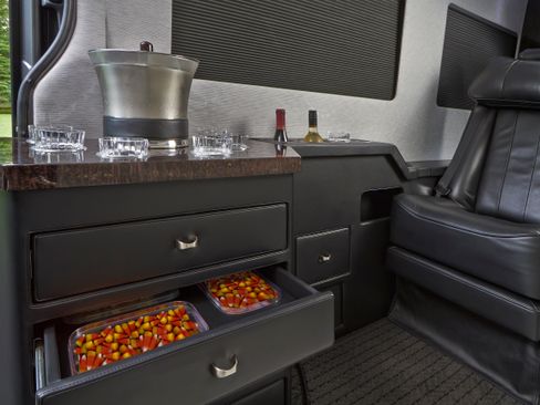 Used 2012 Mercedes-Benz Sprinter 2500 image 2