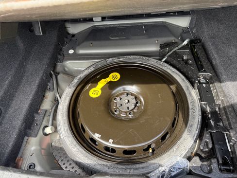 Used 2022 Volvo S60 B5 Momentum image 15