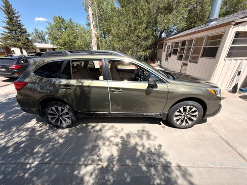 Used 2015 Subaru Outback 2.5i Limited w/ Protection Package #1 AWD/4WD image 8