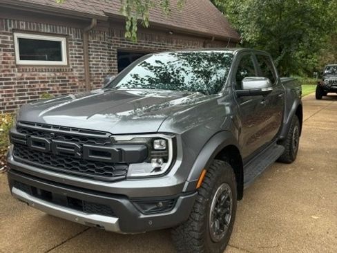 Used 2025 Ford Ranger Raptor AWD/4WD image 1