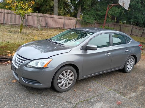 Used 2015 Nissan Sentra SV image 4