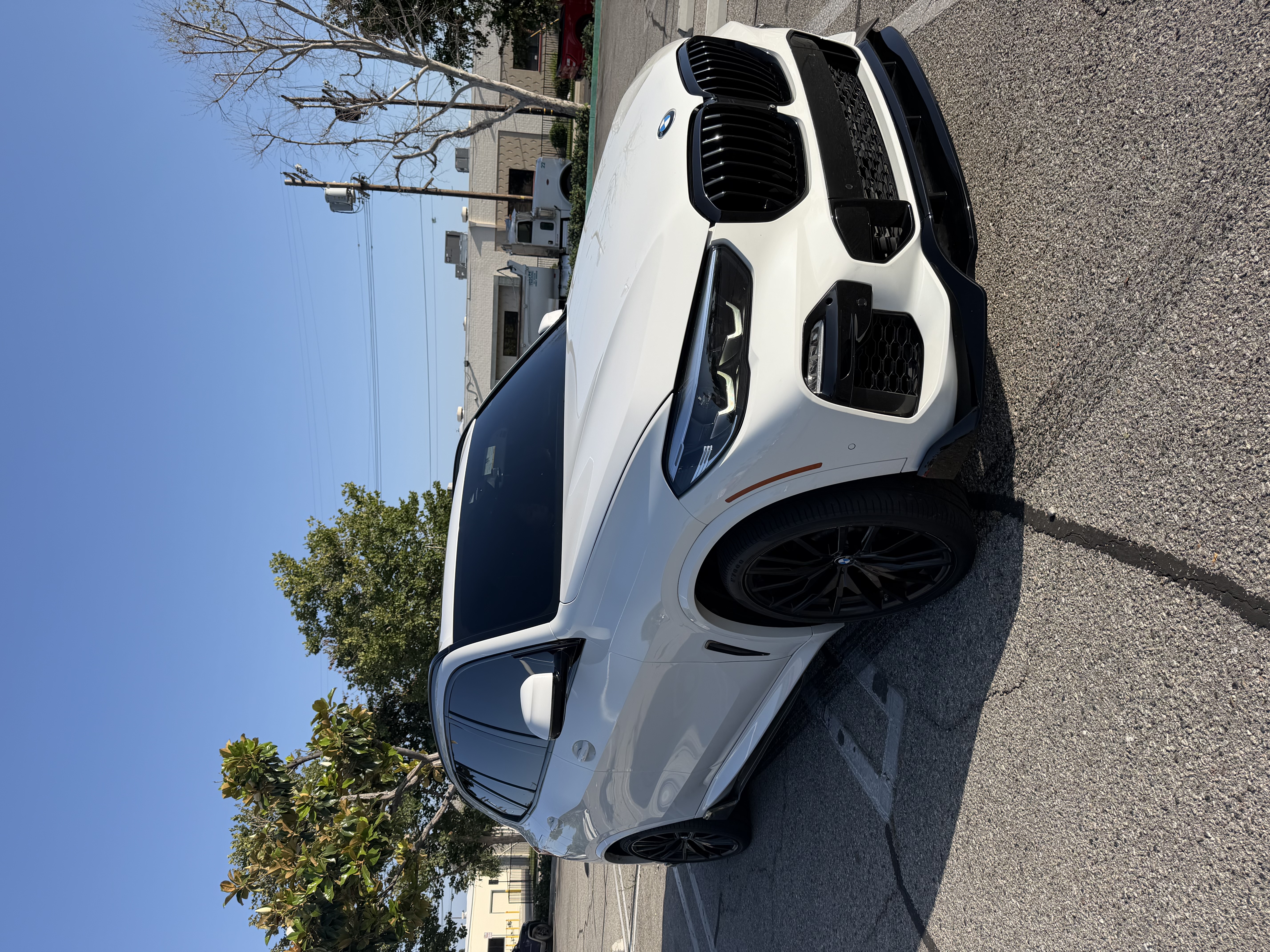 Used 2021 BMW X5 sDrive40i w/ M Sport Package RWD image 1