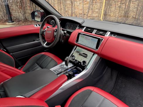 Used 2019 Land Rover Range Rover Sport HST image 16