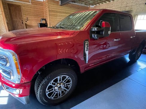 Used 2023 Ford F350 Limited image 6