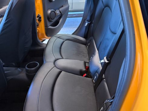 Used 2016 MINI Cooper 4-Door Hardtop FWD image 12