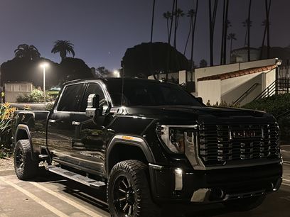 Used 2025 GMC Sierra 2500 Denali w/ Technology Package