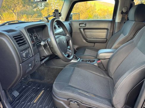 Used 2006 HUMMER H3 image 10