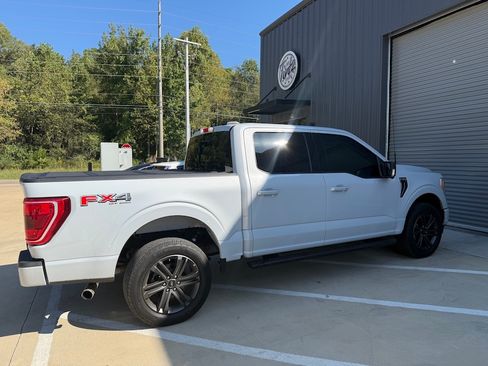 Used 2021 Ford F150 XLT w/ Equipment Group 302A High image 9