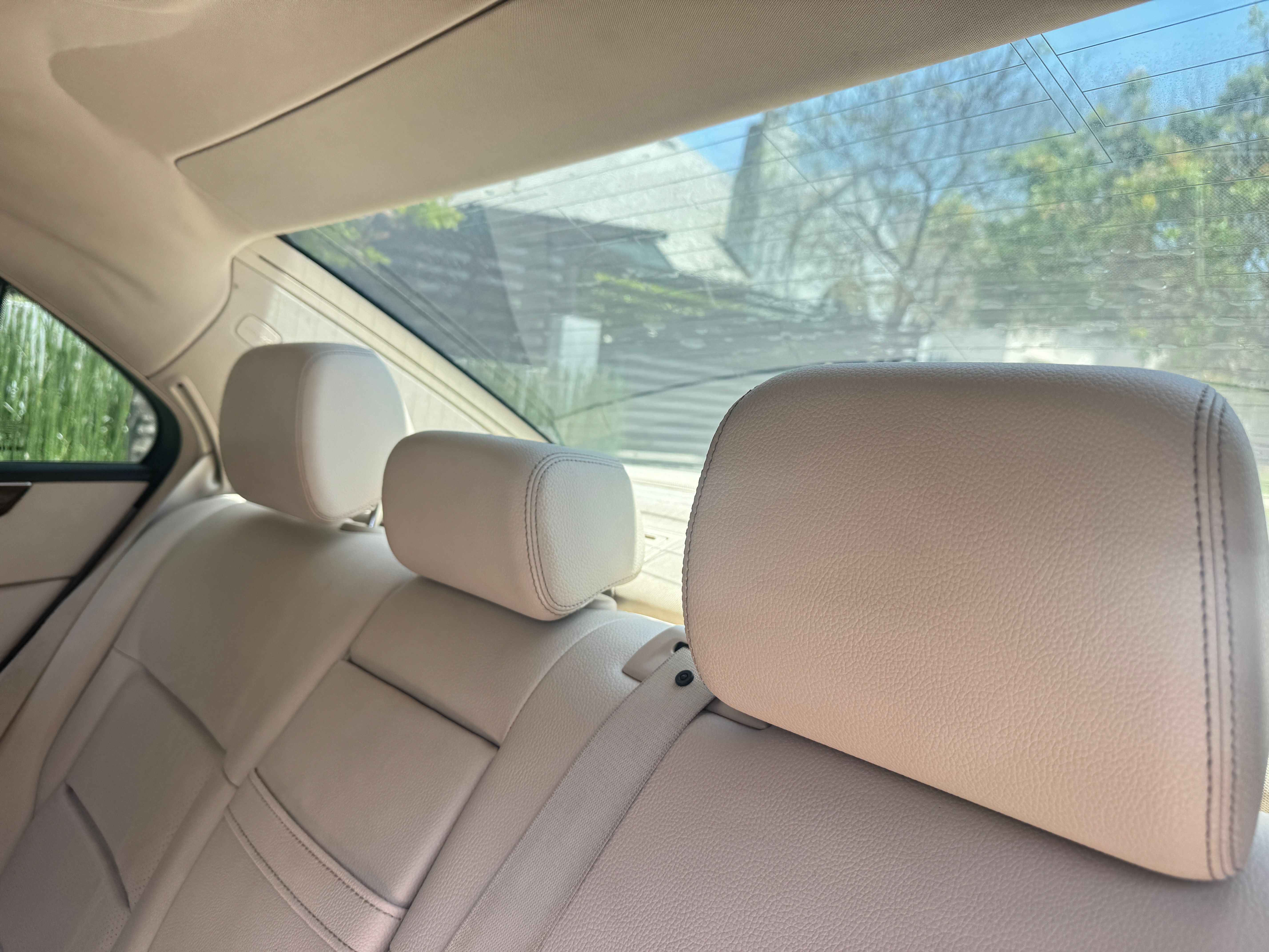 Used 2016 Mercedes-Benz E 350 Sedan w/ Premium Package image 21