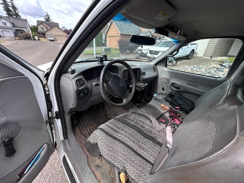 Used 1998 Ford F150 2WD SuperCab image 10