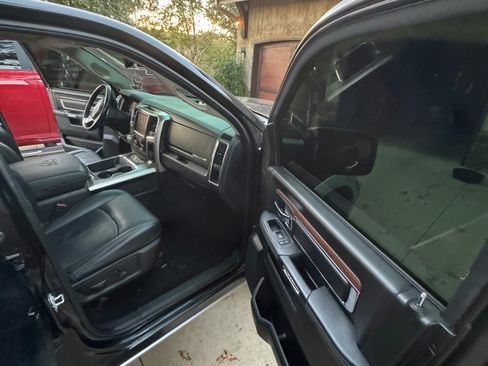 Used 2018 RAM 1500 Laramie w/ Convenience Group image 5