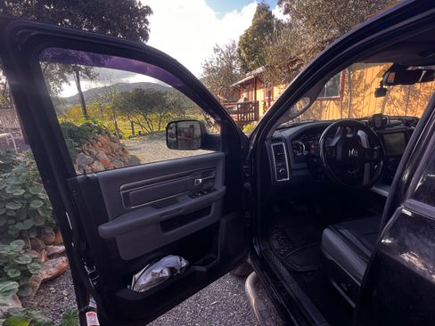 Used 2014 RAM 1500 Big Horn image 6