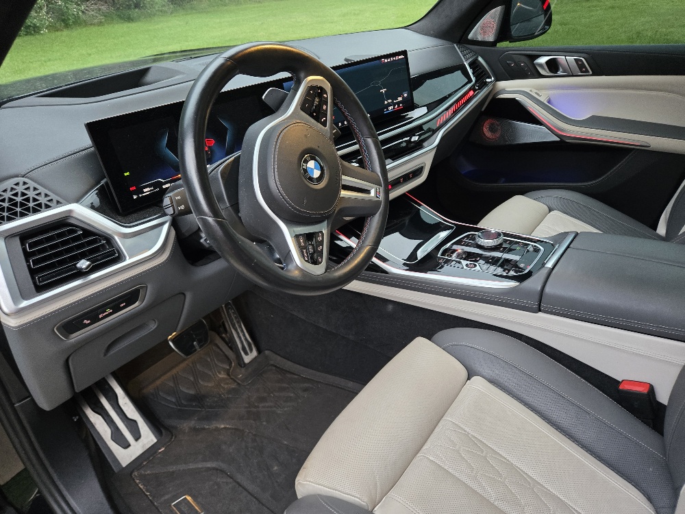 Used 2024 BMW X7 M60i w/ Executive Package AWD/4WD image 23