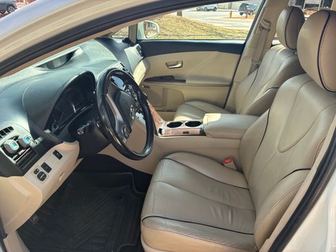 Used 2013 Toyota Venza Limited w/ Tow Prep Pkg image 15