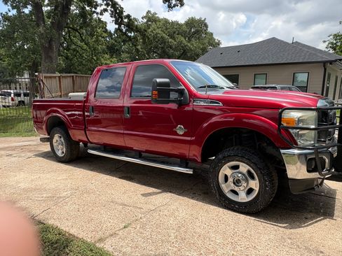 Used 2015 Ford F250 XLT w/ XLT Value Package AWD/4WD image 4
