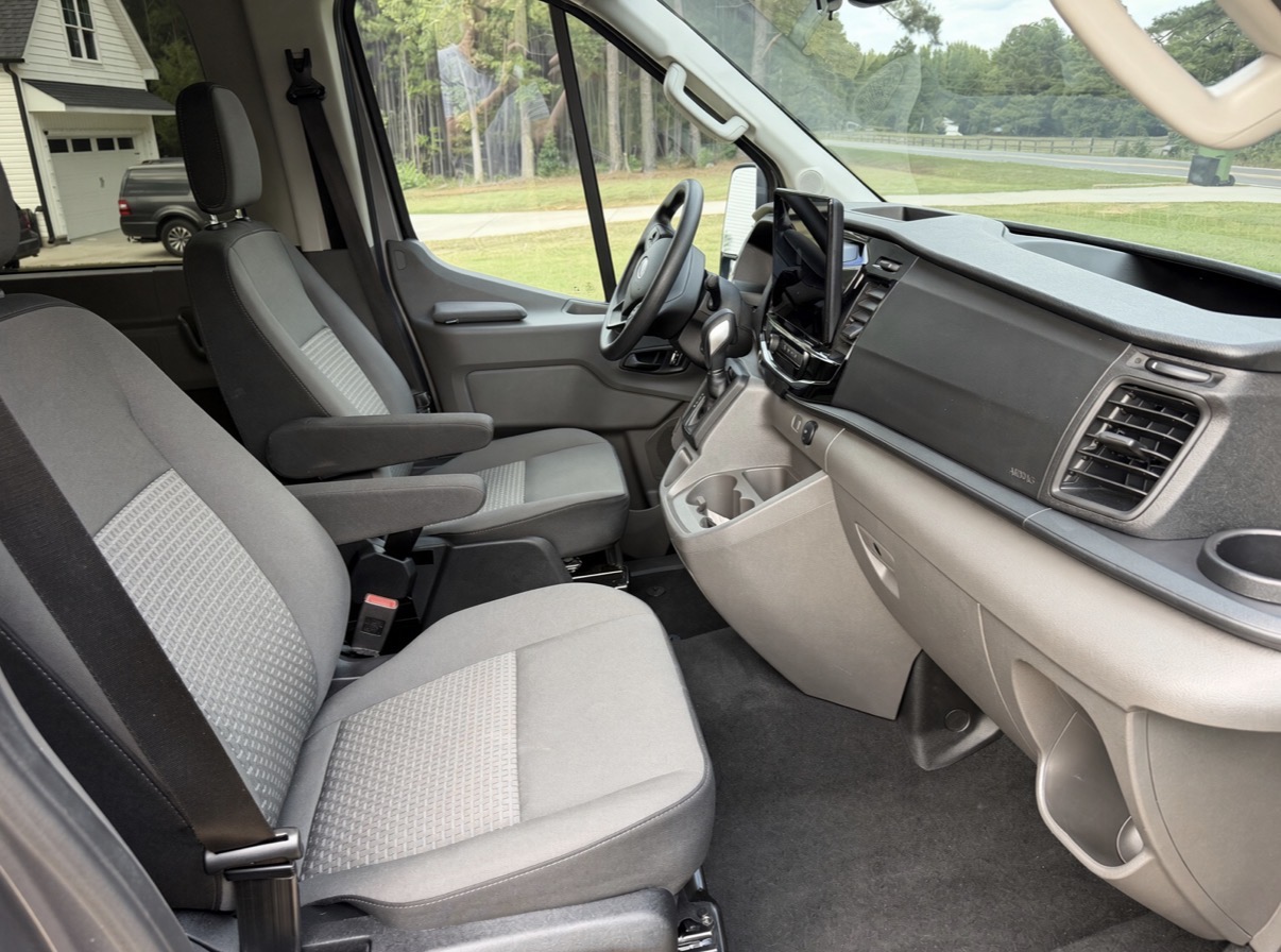 Used 2025 Ford Transit 350 XLT RWD image 16