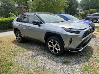 Used 2025 Toyota RAV4 XSE w/ Weather Package AWD/4WD image 2