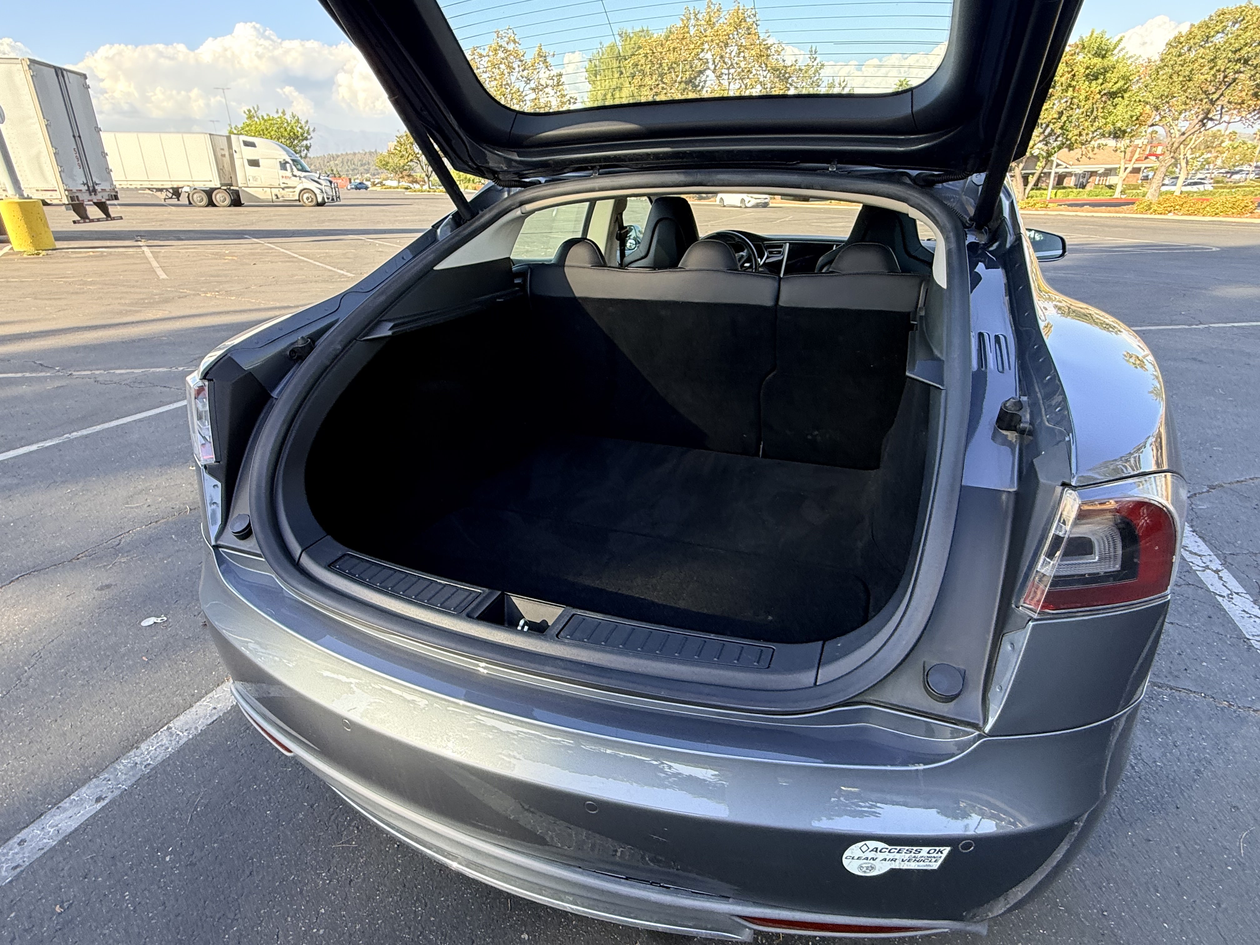 Used 2014 Tesla Model S 60 RWD image 11