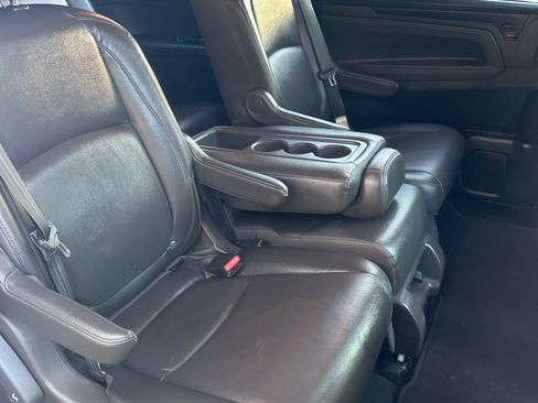Used 2018 Honda Odyssey EX-L image 9
