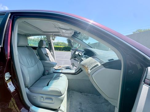 Used 2008 Toyota Avalon Limited FWD image 8