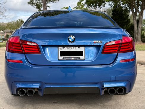 Used 2013 BMW M5 image 10