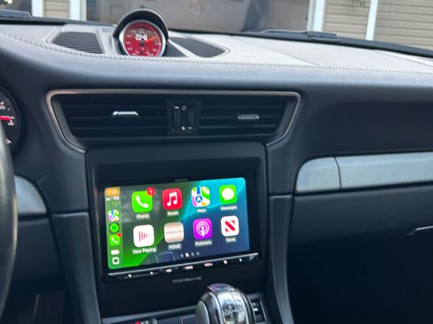 Used 2015 Porsche 911 Carrera S image 6