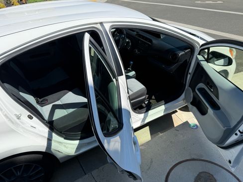 Used 2013 Toyota Prius C Two FWD image 12