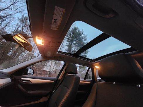 Used 2015 BMW X1 xDrive28i image 12