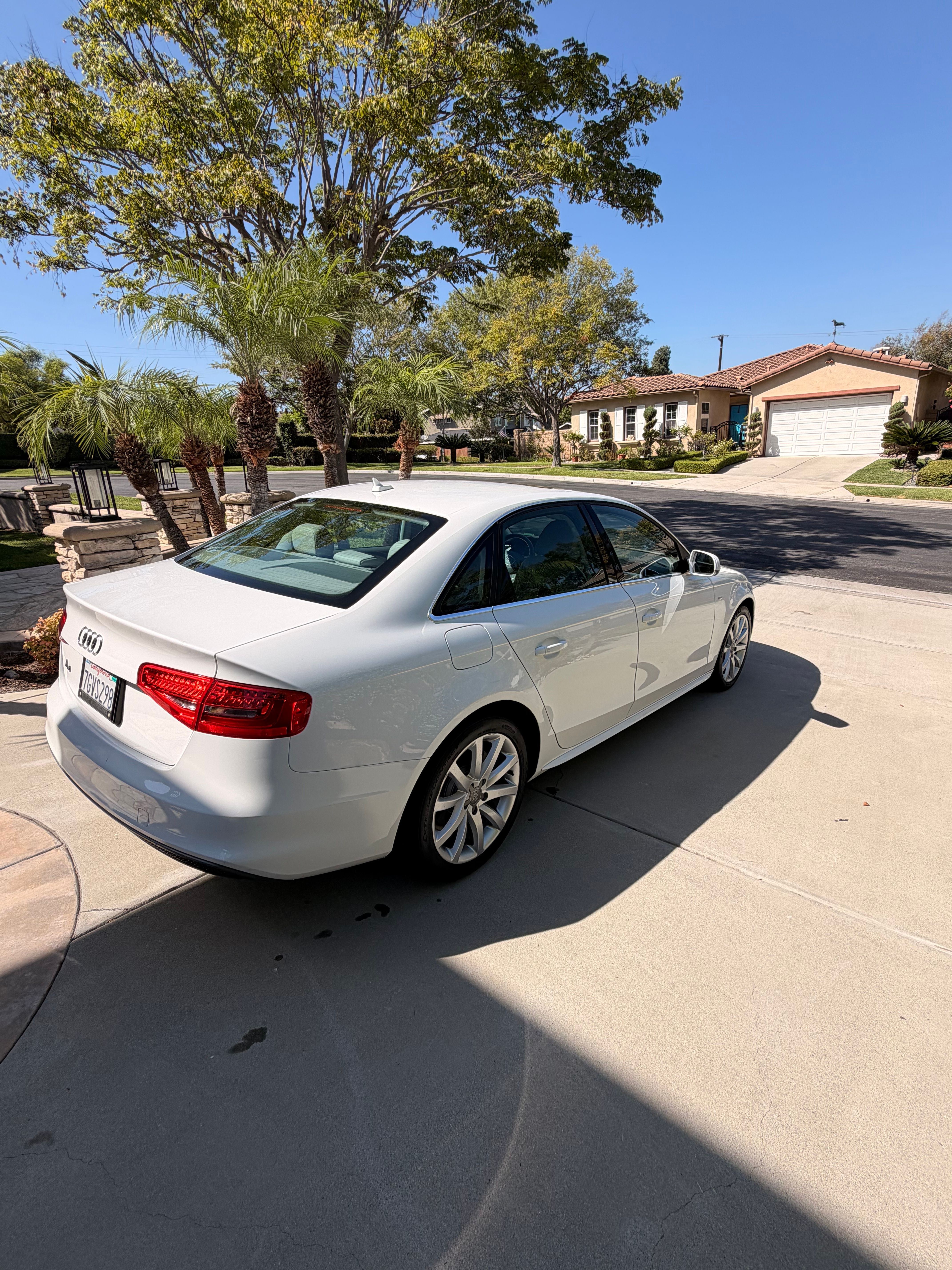 Used 2014 Audi A4 2.0T Premium w/ S Line Style Package FWD image 6