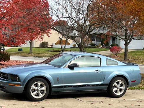 Used 2008 Ford Mustang Premium image 1