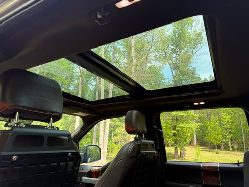 Used 2018 Ford F150 King Ranch w/ Equipment Group 601A Luxury image 15