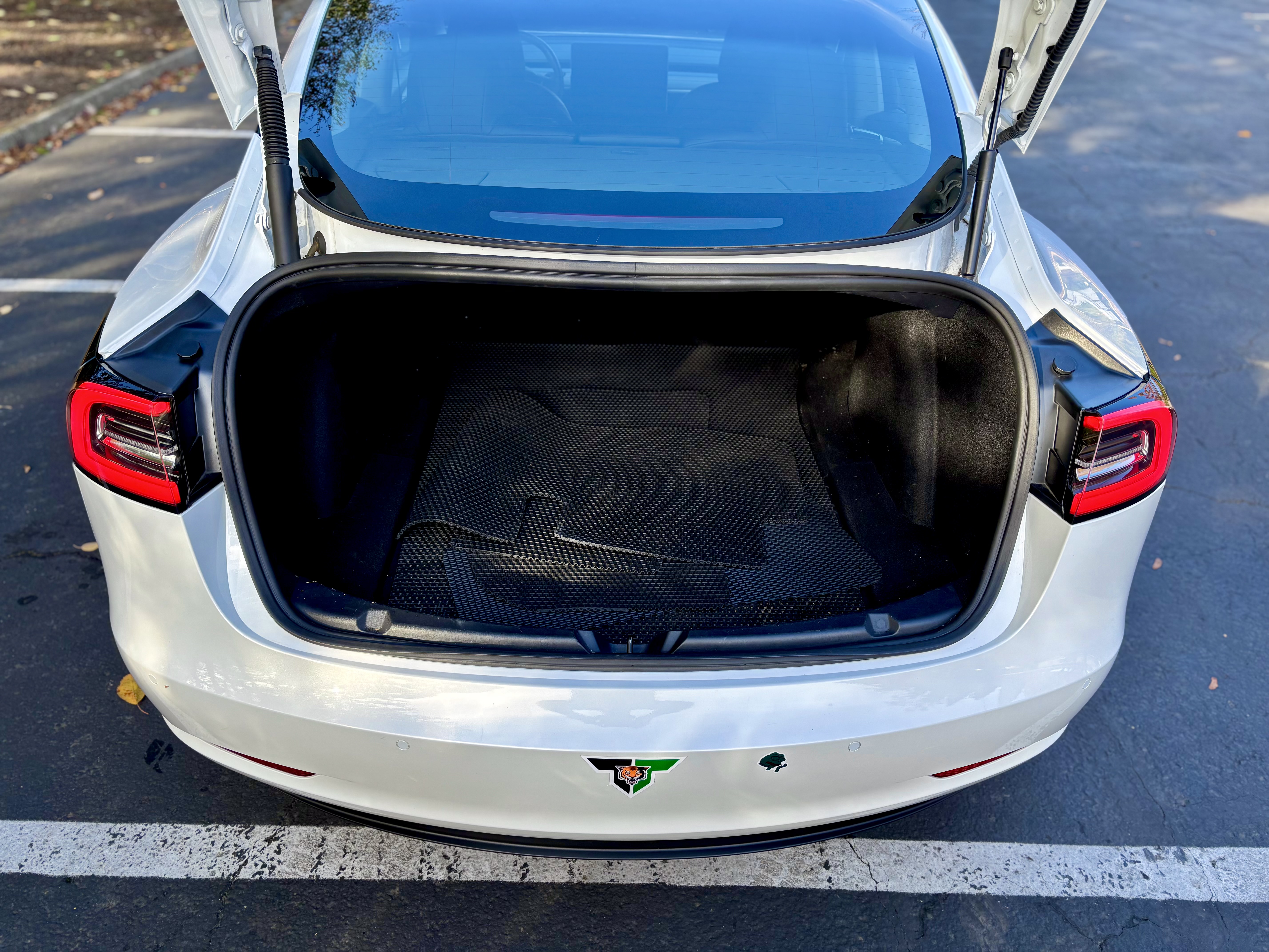 Used 2022 Tesla Model 3 Long Range AWD/4WD image 10