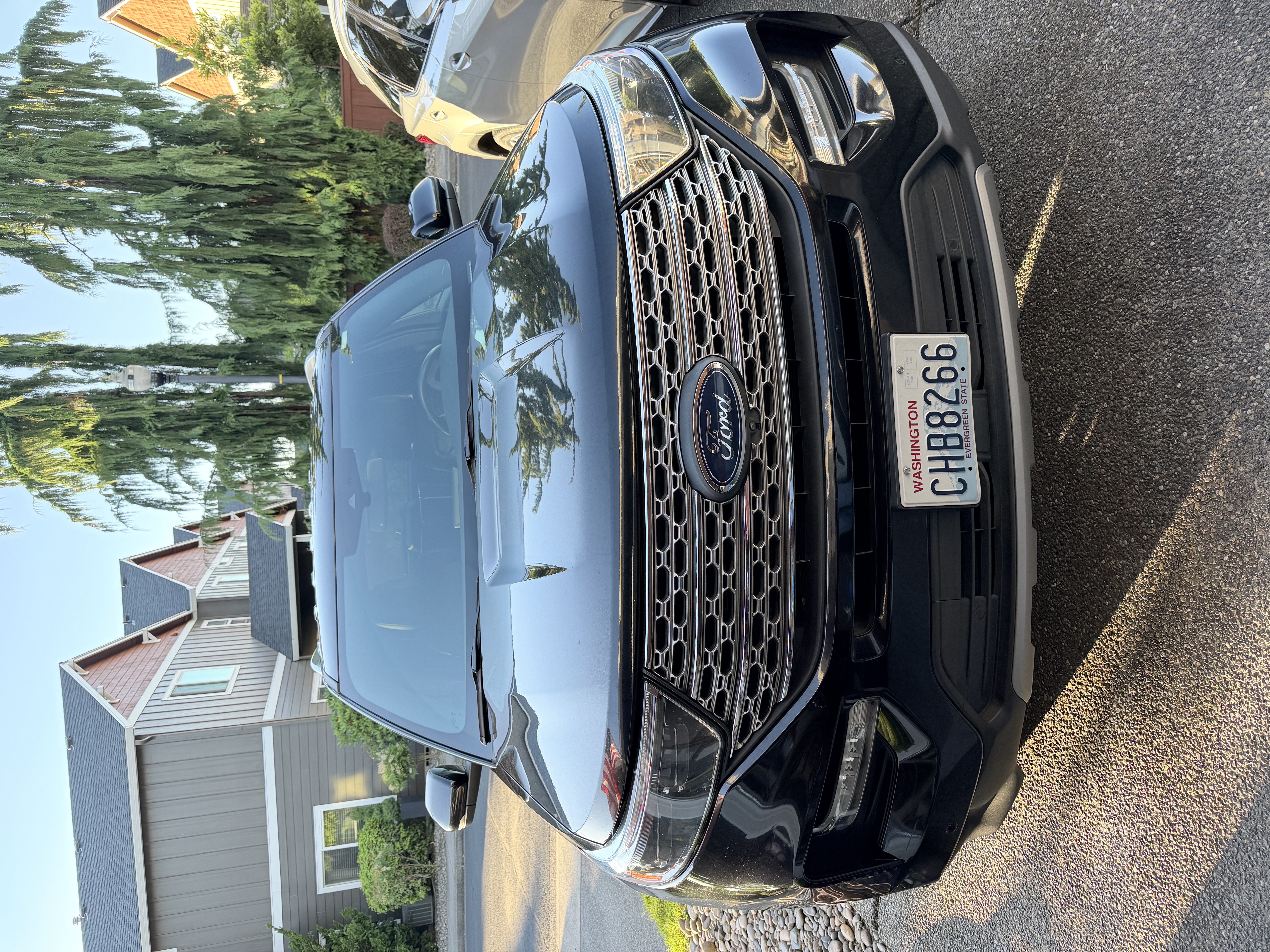 Used 2020 Ford Explorer Limited AWD/4WD image 27