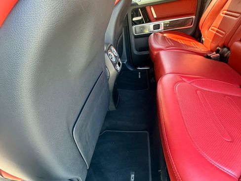 Used 2022 Mercedes-Benz G 550 image 6