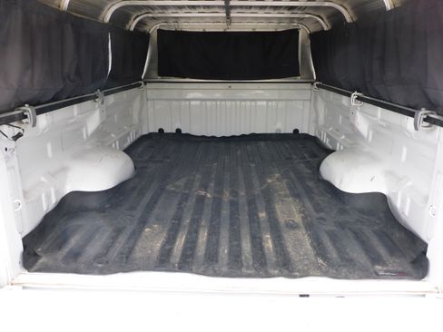 Used 2015 Toyota Tundra SR image 6