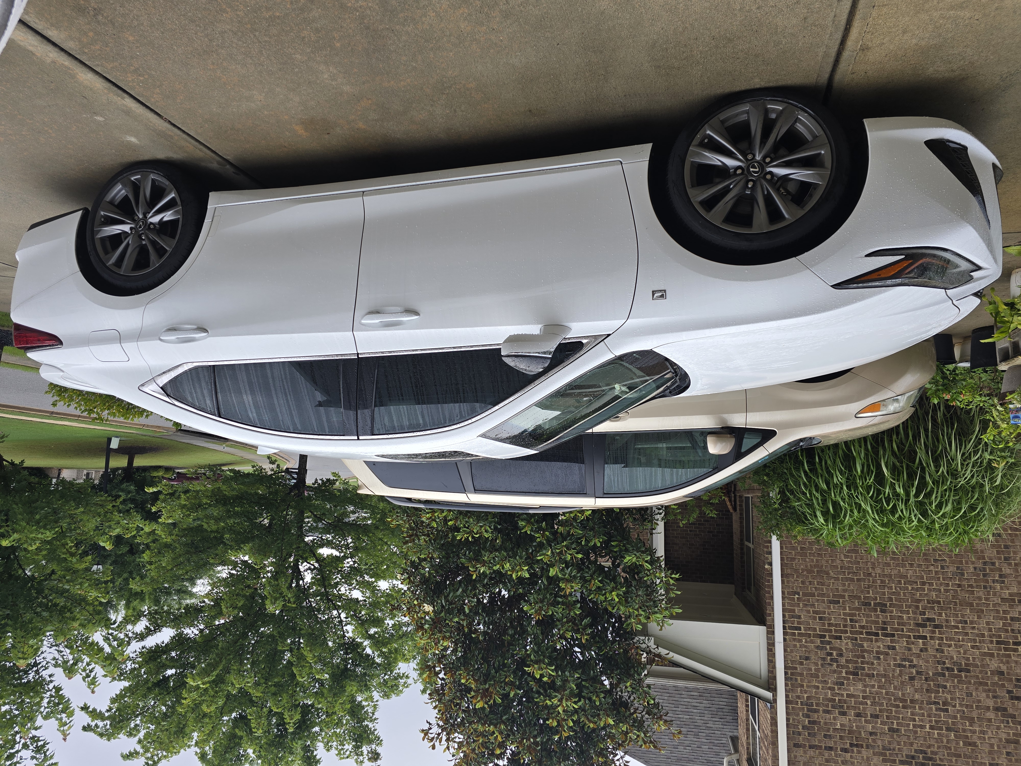 Used 2019 Lexus ES 350 F Sport w/ Accessory Package 2 FWD image 6