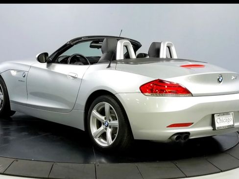 Used 2012 BMW Z4 sDrive28i w/ Premium Pkg RWD image 4