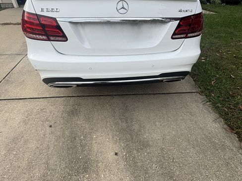 Used 2014 Mercedes-Benz E 350 4MATIC Sedan image 5