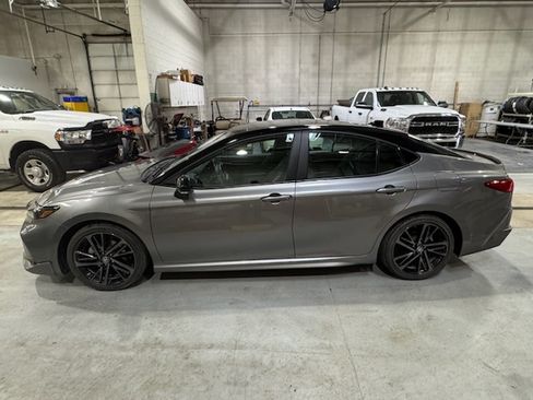 Used 2025 Toyota Camry XSE image 6