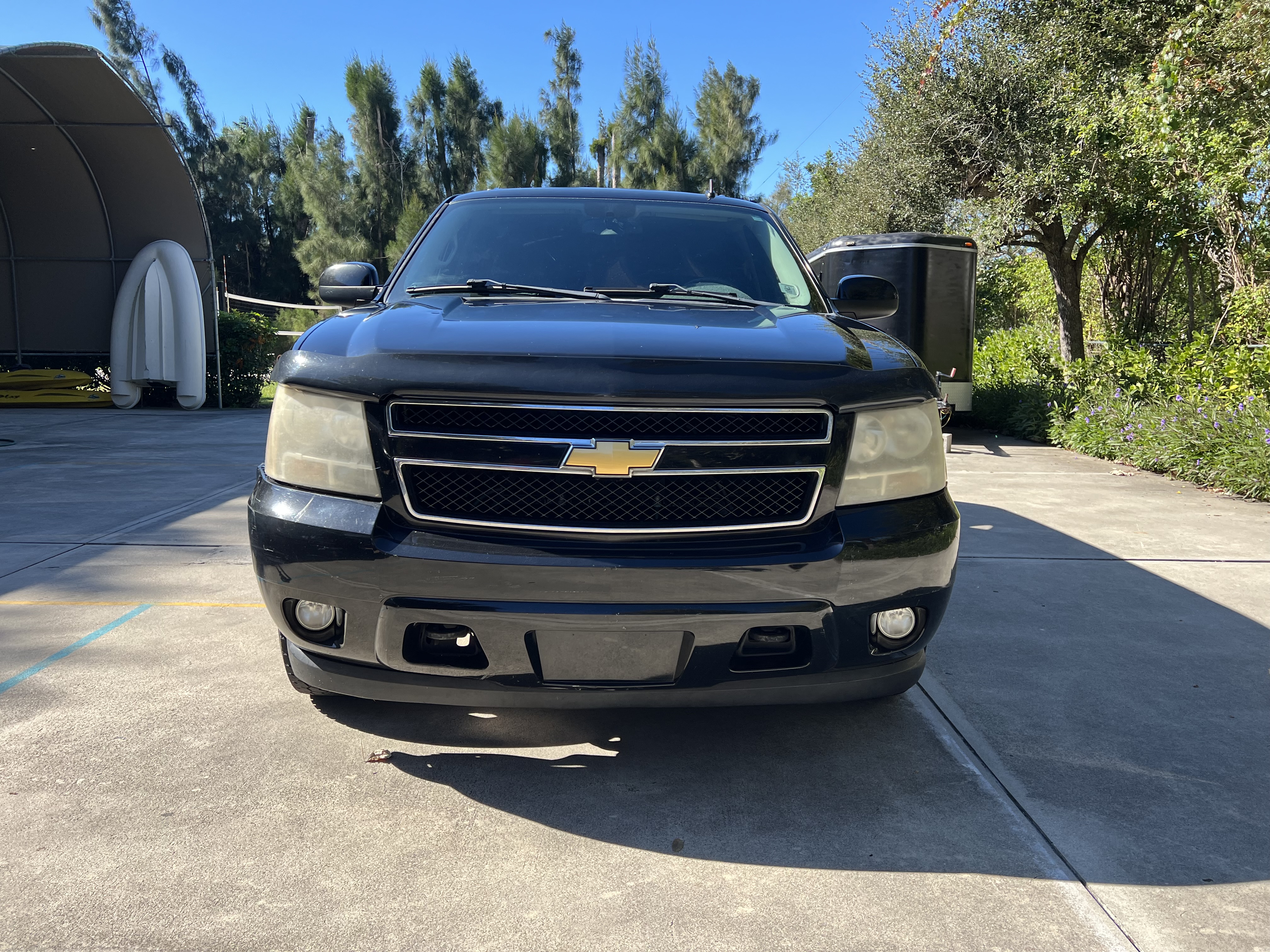 Used 2009 Chevrolet Suburban 2500 LT AWD/4WD image 2
