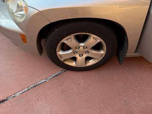 Used 2007 Chevrolet HHR LT image 18