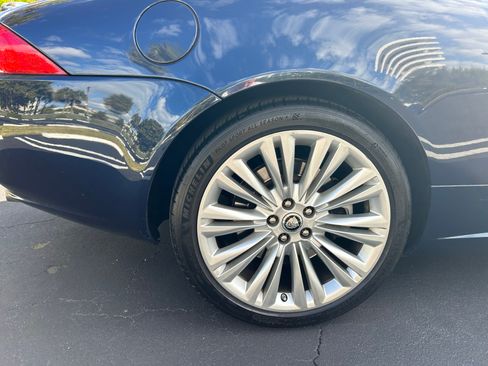 Used 2011 Jaguar XK Convertible image 21