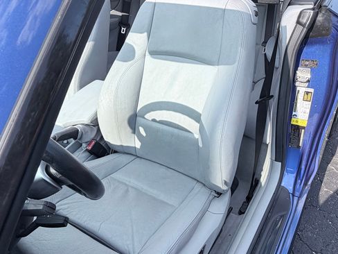 Used 2010 BMW 128i Convertible RWD image 6