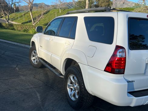 Used 2007 Toyota 4Runner Sport image 5